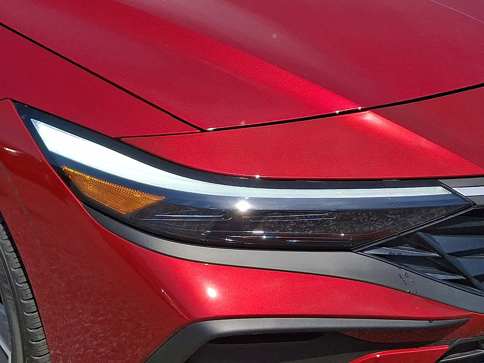 Certified 2025 Hyundai Elantra Sport FWD image 9