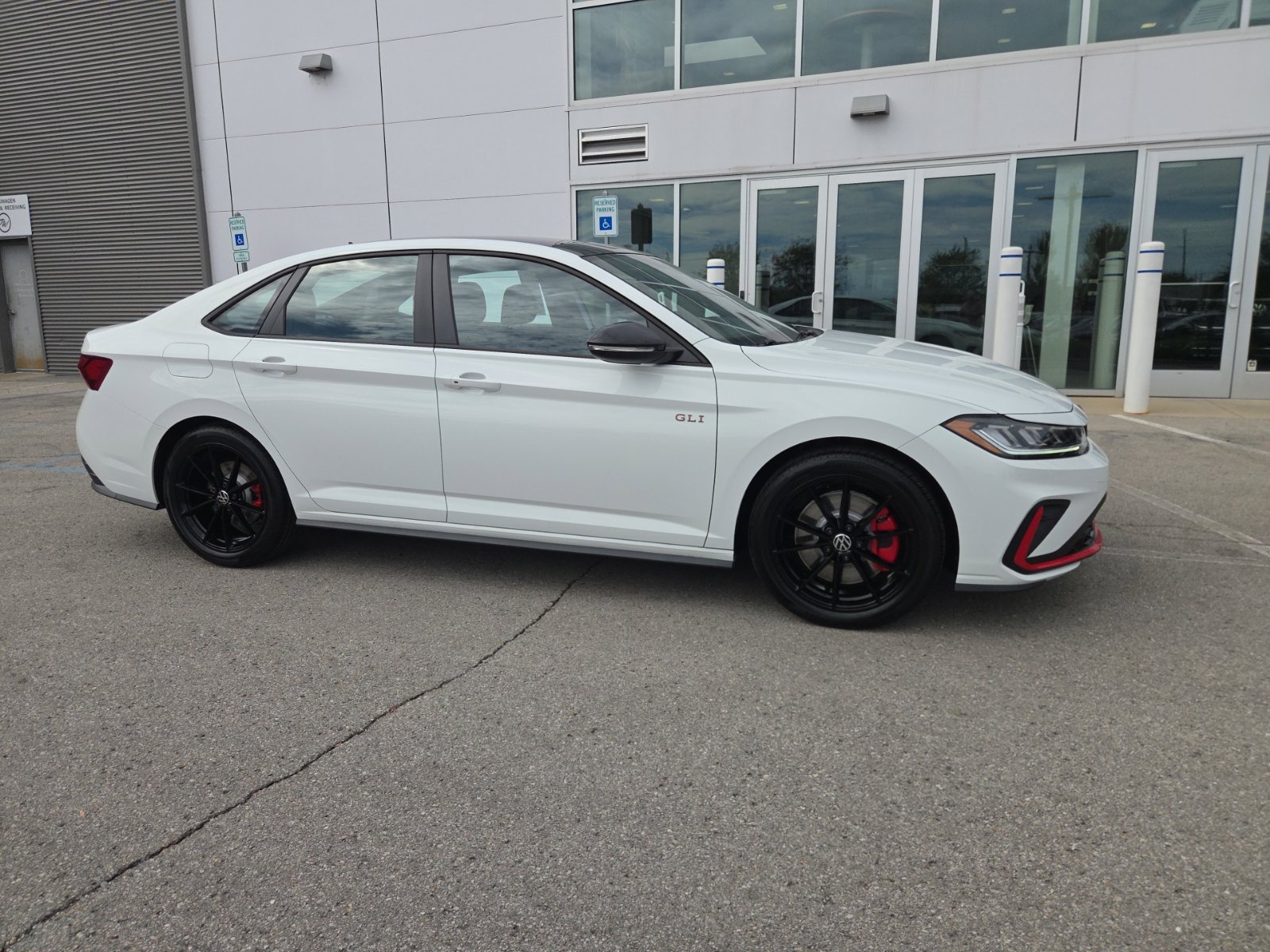 New 2027 Volkswagen Jetta GLI Autobahn FWD image 3