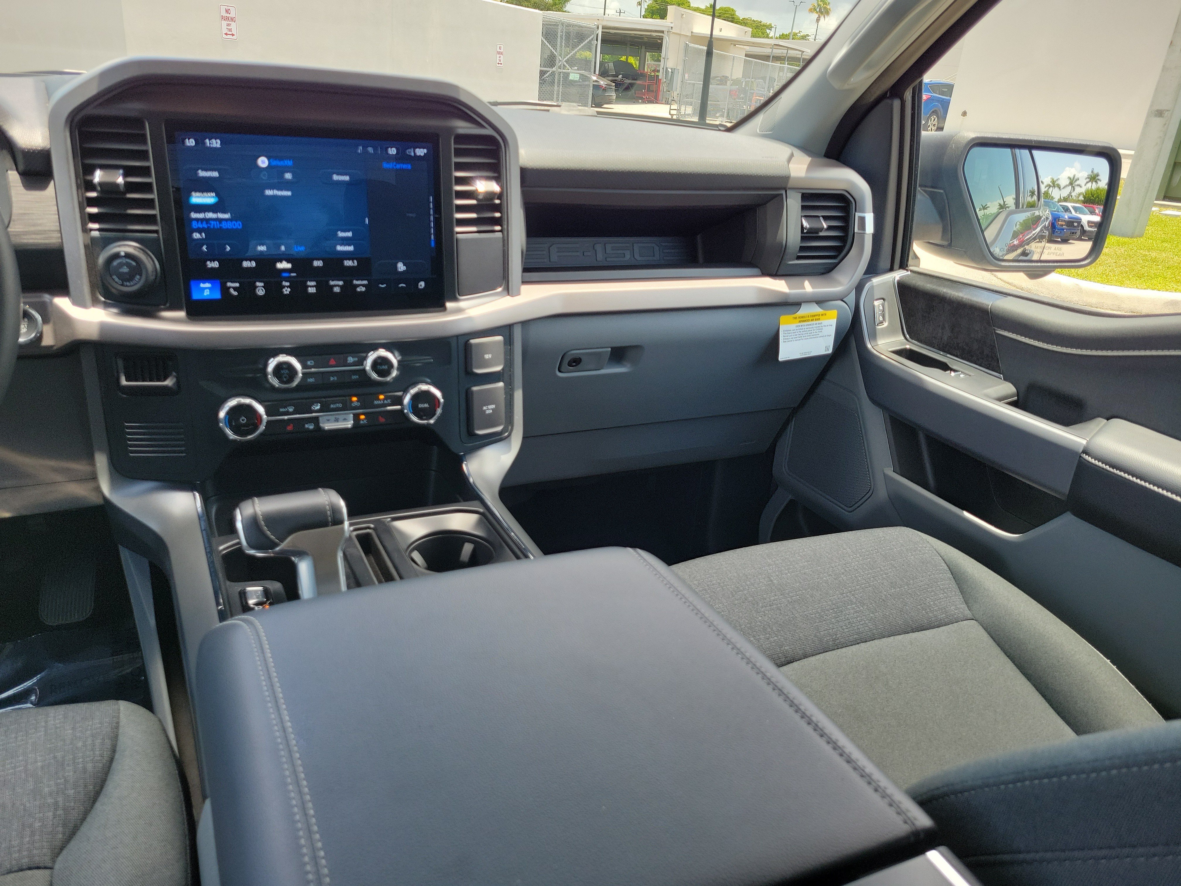 Used 2025 Ford F150 Lightning XLT AWD/4WD image 16