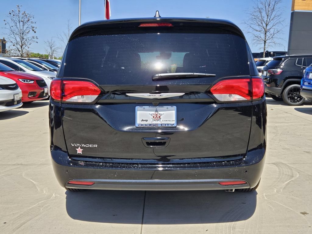 New 2026 Chrysler Voyager LX FWD image 3