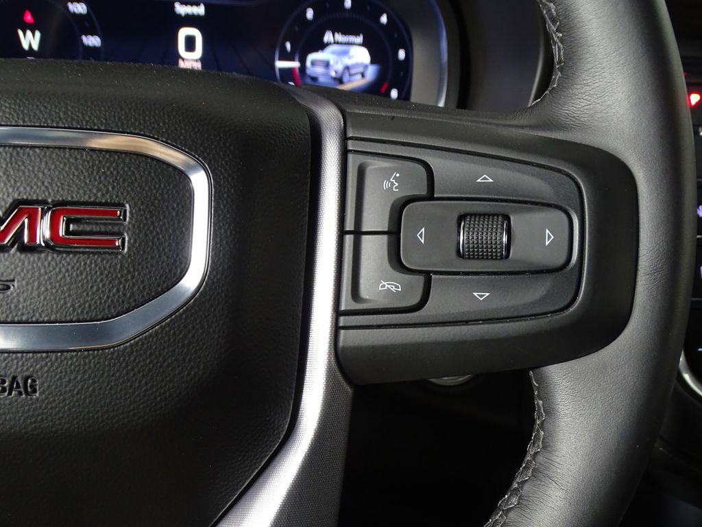 Used 2023 GMC Yukon SLE image 28