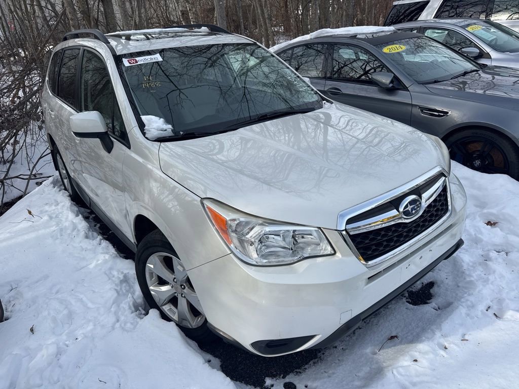 Used 2014 Subaru Forester 2.5i Premium w/ All-Weather Package image 4
