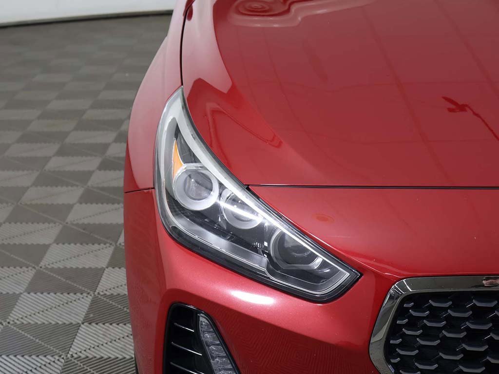 Used 2018 Hyundai Elantra GT Sport image 12