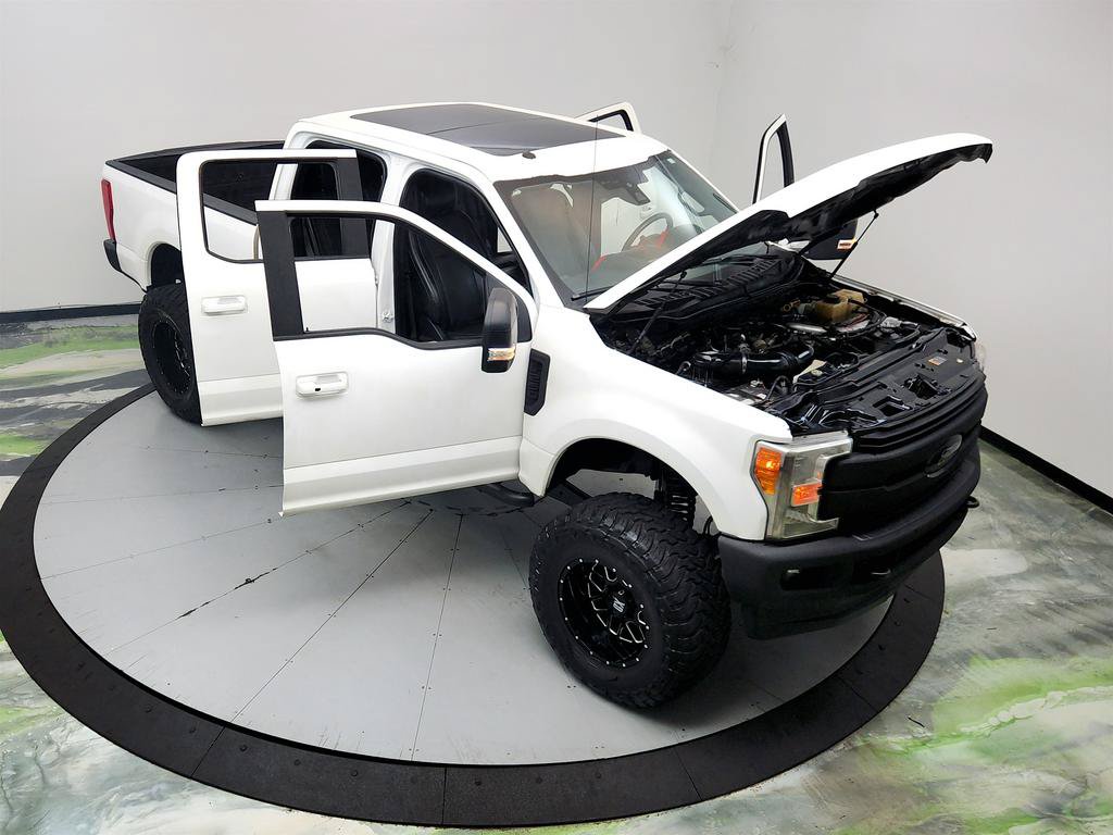 Used 2017 Ford F250 Lariat w/ Lariat Ultimate Package AWD/4WD image 36