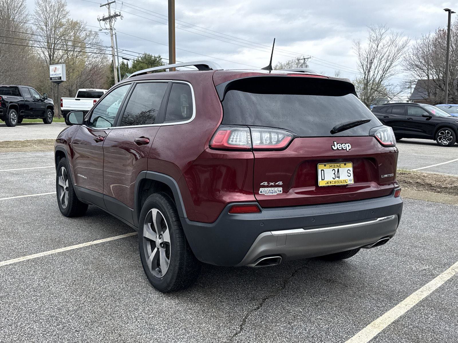 Used 2019 Jeep Cherokee Limited AWD/4WD image 8