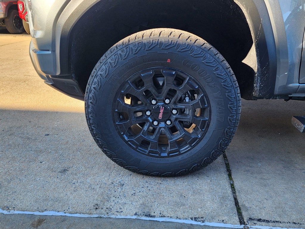 New 2026 GMC Canyon Elevation w/ Convenience Package image 53