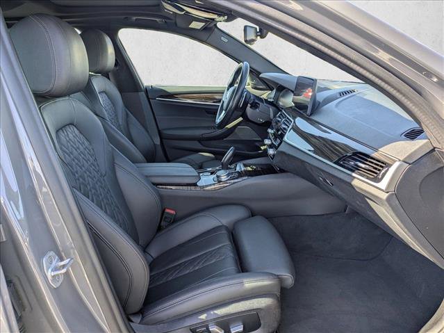 Used 2021 BMW 530e w/ Premium Package RWD image 21