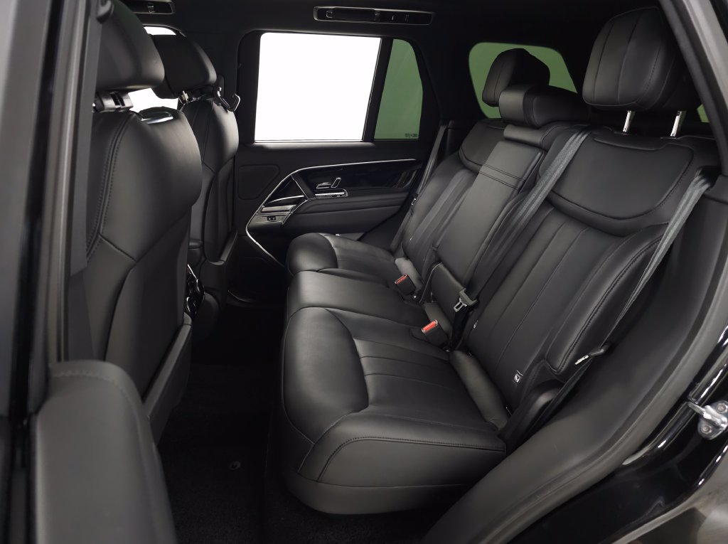 New 2026 Land Rover Range Rover SE AWD/4WD image 45
