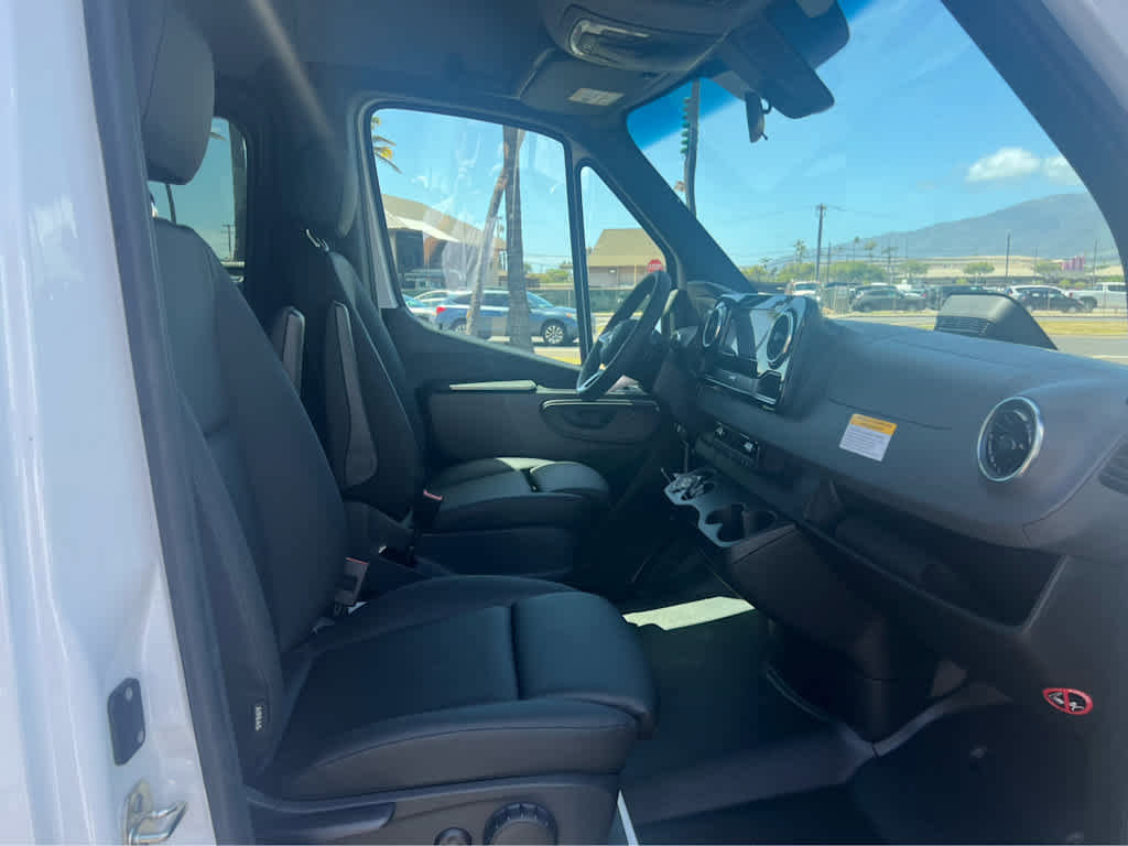 New 2025 Mercedes-Benz Sprinter 2500 image 17