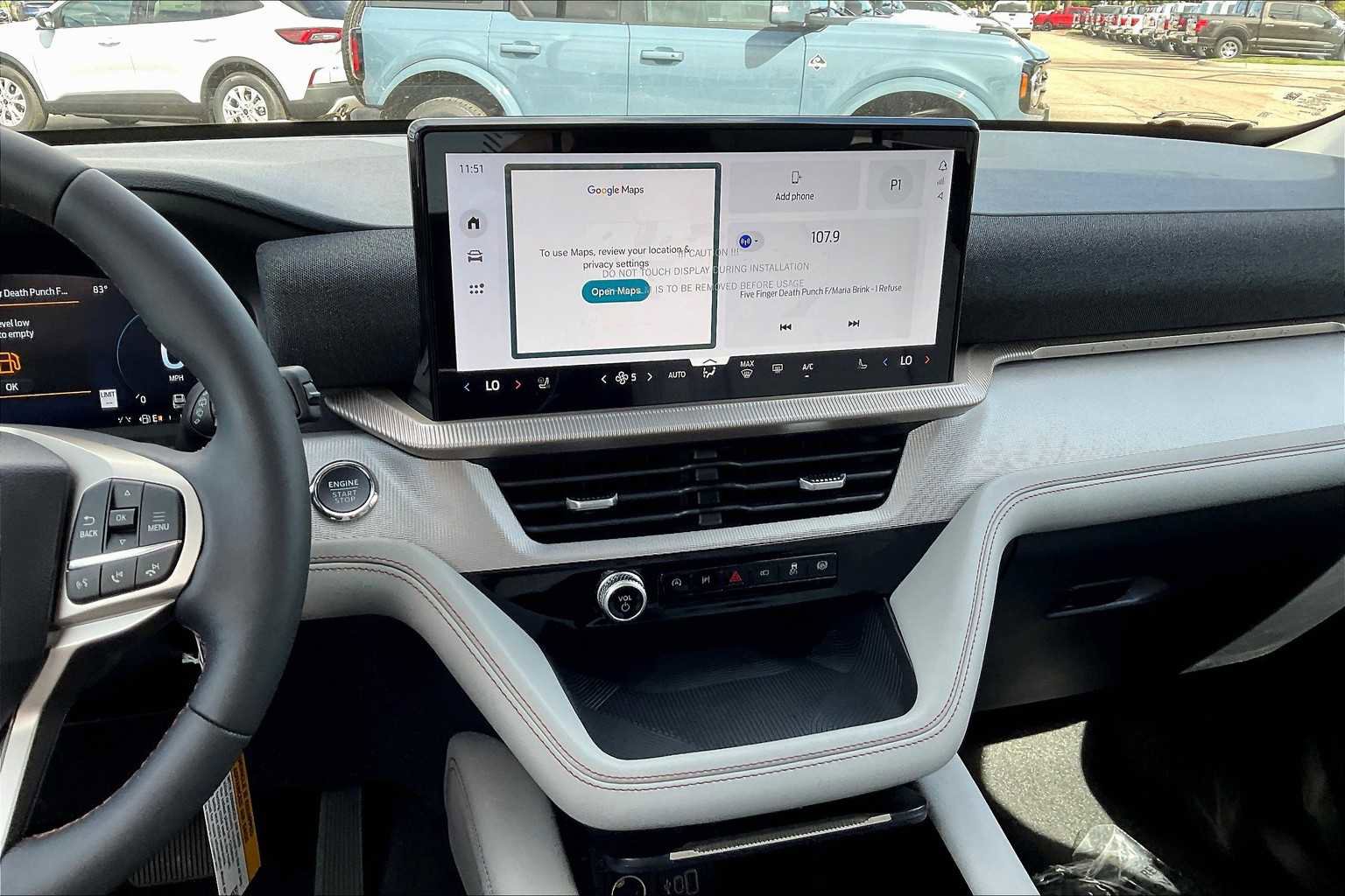 New 2025 Ford Explorer Active w/ Active Comfort Package image 6