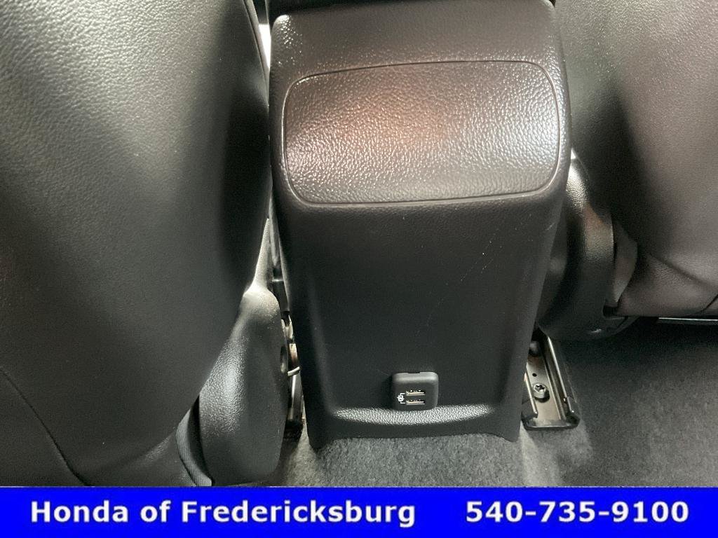 Used 2019 Chevrolet Cruze Diesel w/ Sun And Sound Package FWD image 40