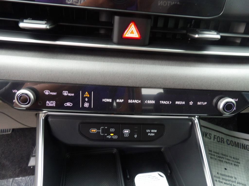New 2026 Kia Carnival EX FWD image 19
