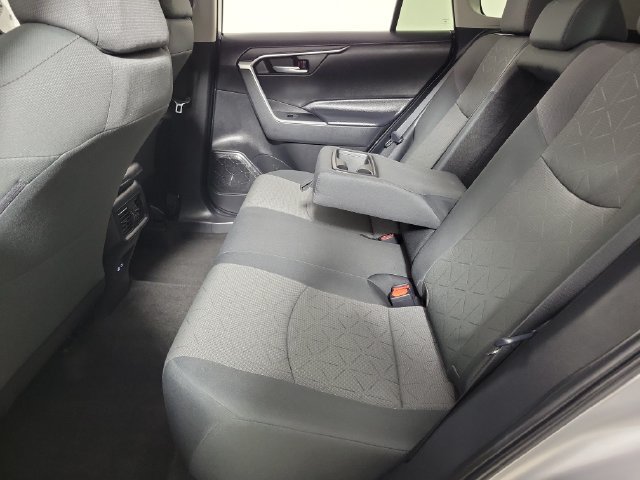 Used 2024 Toyota RAV4 XLE FWD image 12