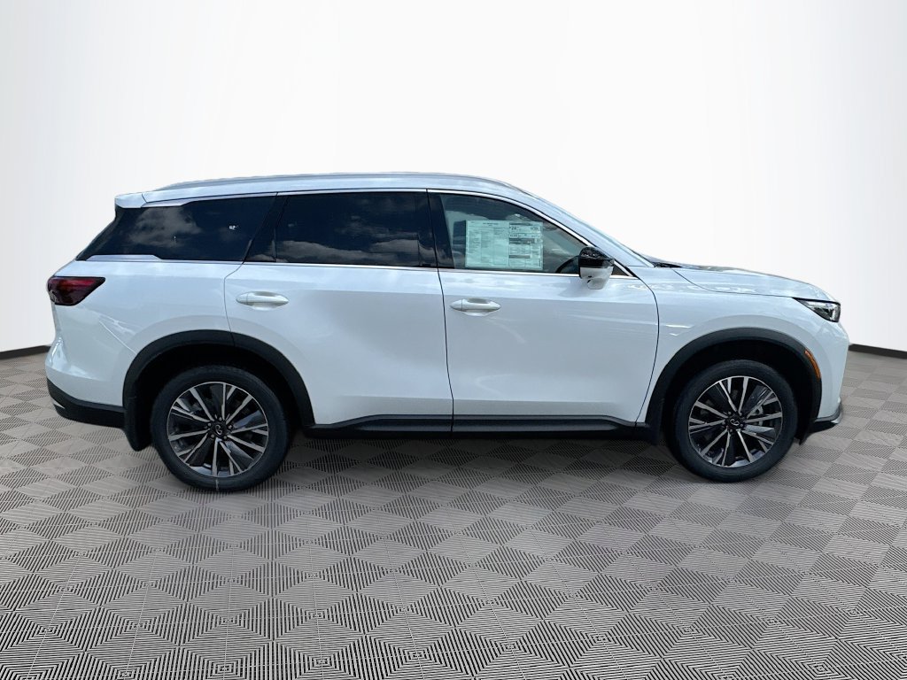 New 2027 INFINITI QX60 Luxe w/ Cargo Package FWD image 4