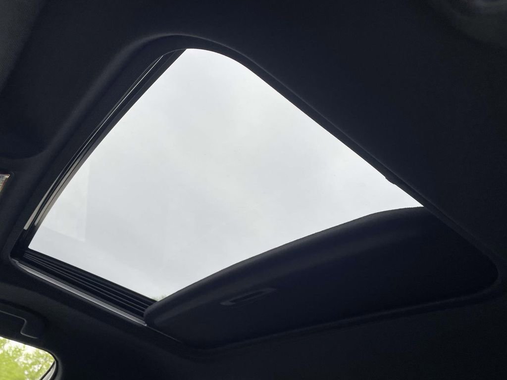 Used 2025 Toyota RAV4 XSE image 18