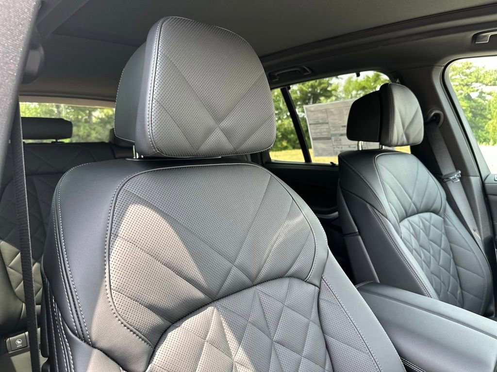 New 2026 BMW X5 M60i w/ Executive Package image 27