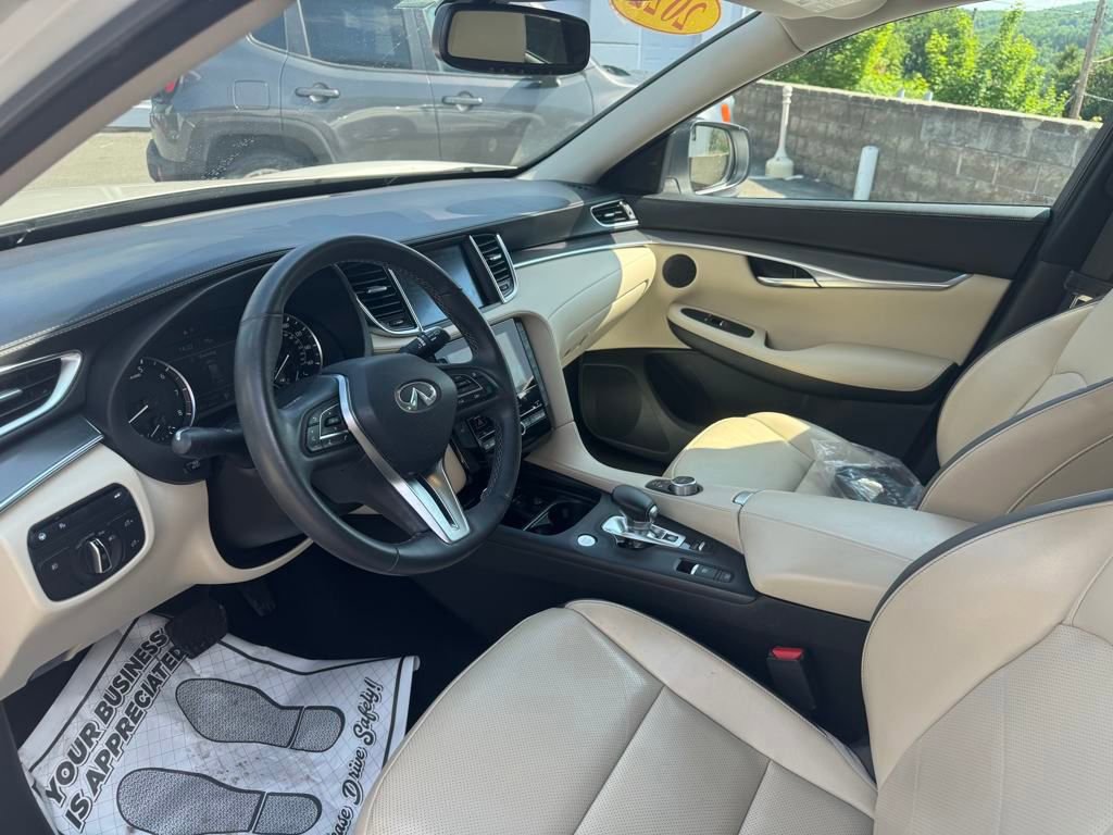 Used 2022 INFINITI QX50 Luxe image 9