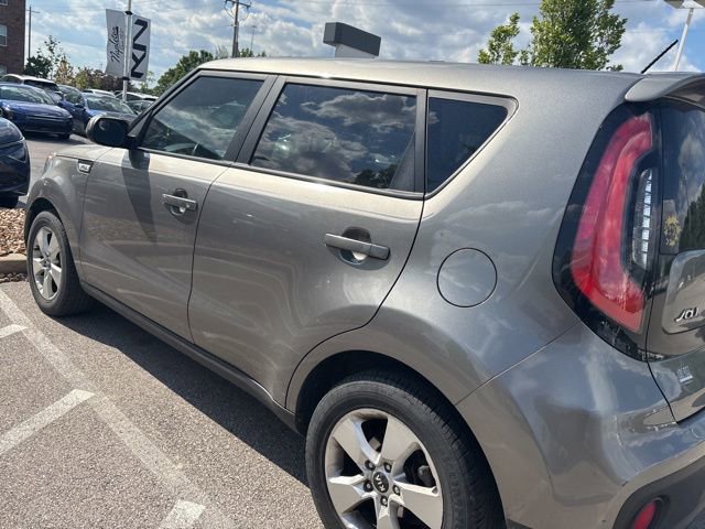 Used 2017 Kia Soul FWD image 4