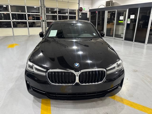 Used 2021 BMW 530i w/ Convenience Package RWD image 2