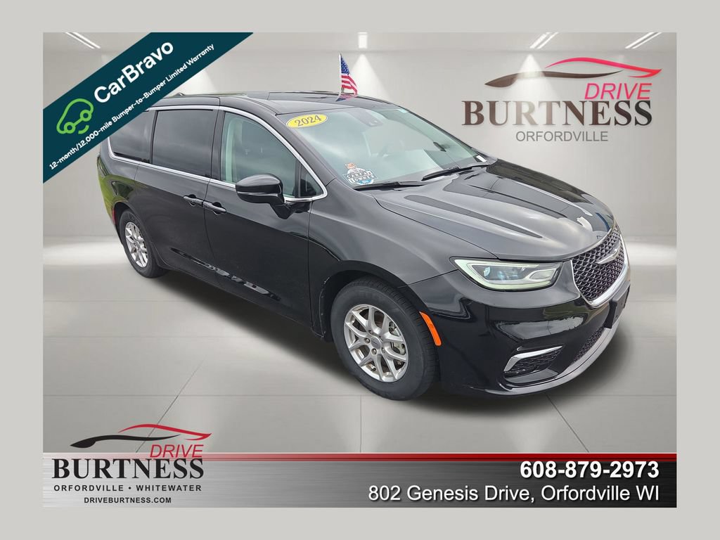 Used 2024 Chrysler Pacifica Touring-L FWD 360° Tour