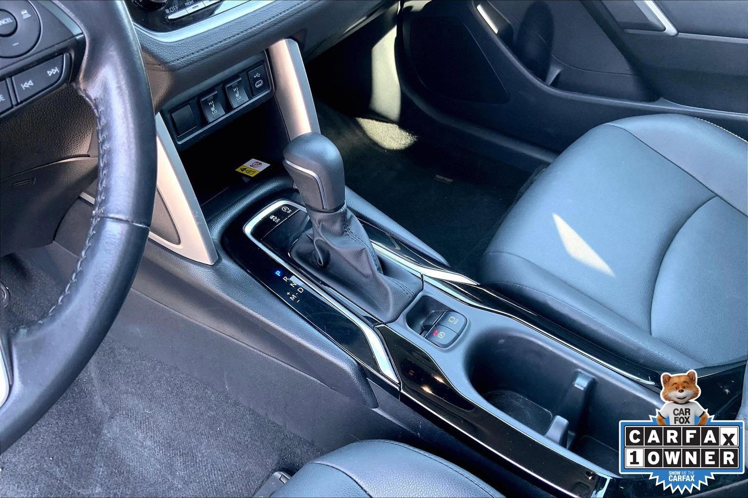 Used 2023 Toyota Corolla Cross XLE w/ Convenience Package image 17