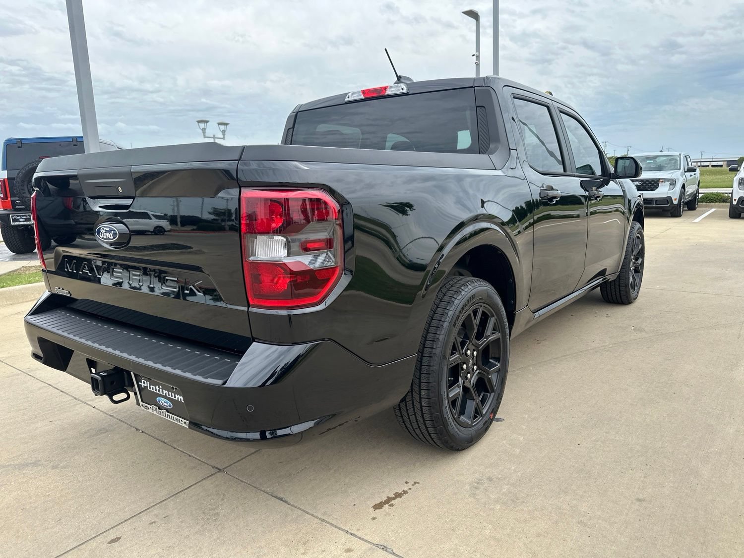 New 2026 Ford Maverick Lobo AWD/4WD image 6