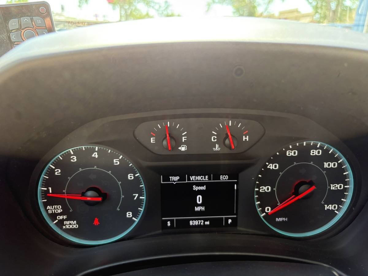 Used 2019 Chevrolet Equinox LS image 14