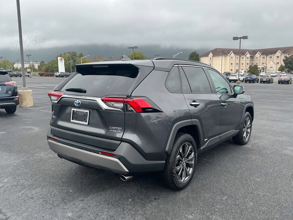 Certified 2023 Toyota RAV4 Limited AWD/4WD image 7