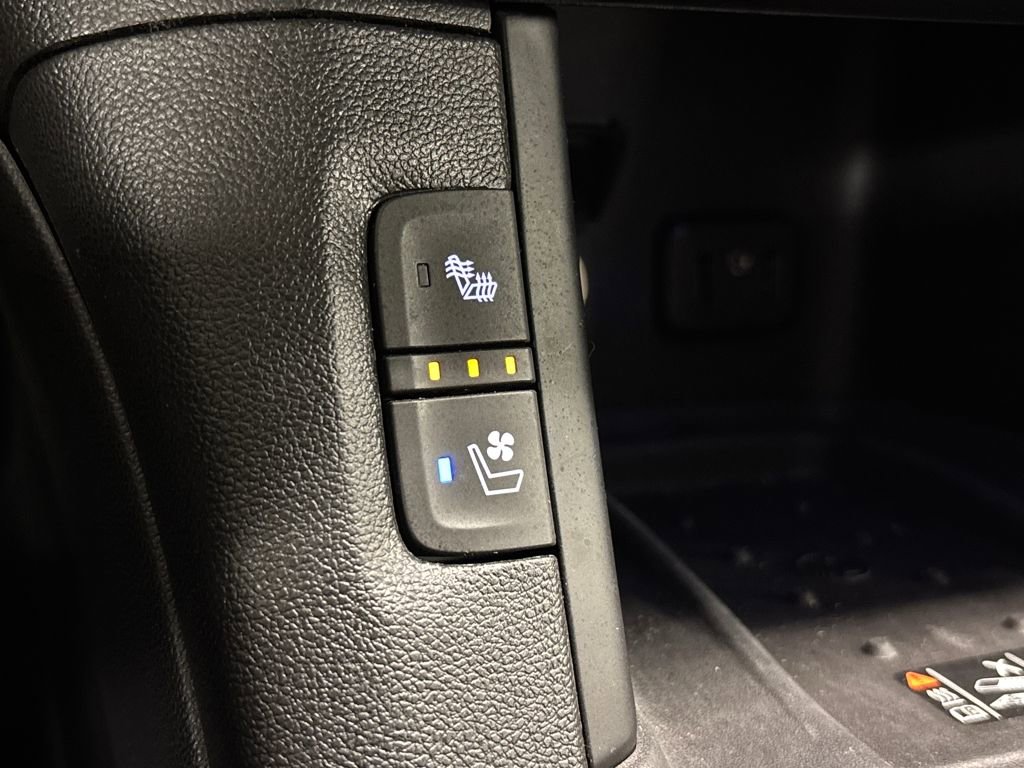 Used 2019 GMC Acadia Denali w/ Technology Package image 46