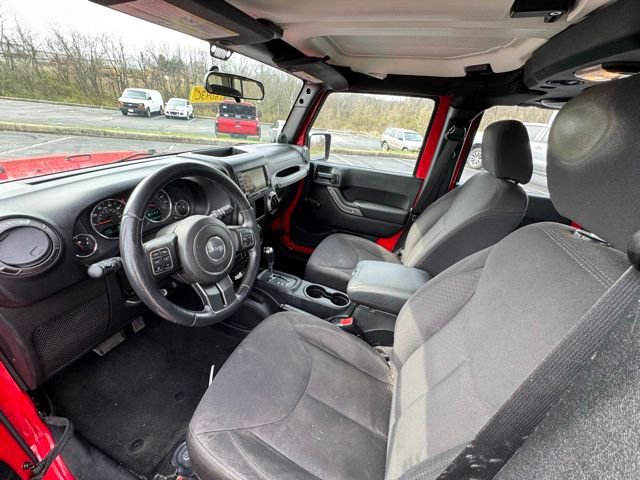 Used 2014 Jeep Wrangler Unlimited Sport w/ Connectivity Group image 11