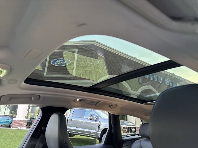 Used 2019 Volvo XC60 T5 Momentum w/ Premium Package AWD/4WD image 30