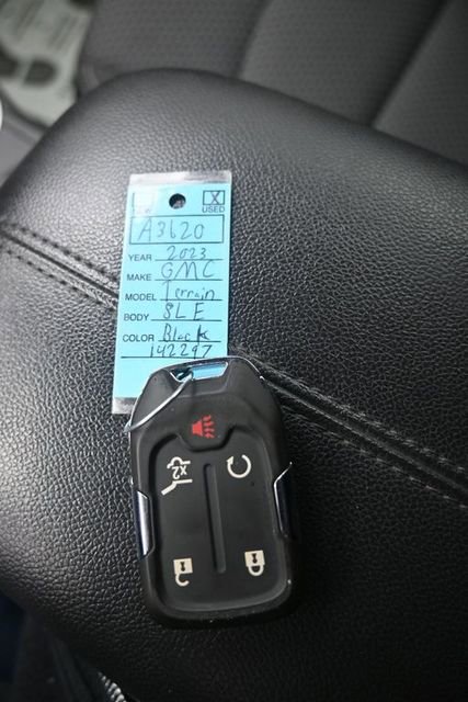 Used 2023 GMC Terrain SLE w/ Driver Convenience Package AWD/4WD image 20