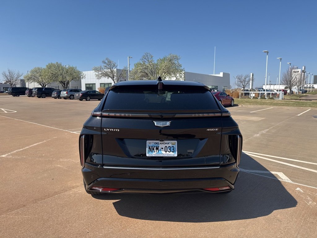 Used 2023 Cadillac Lyriq 2WD image 5