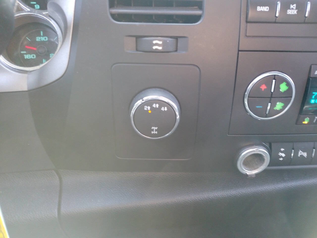 Used 2011 GMC Sierra 2500 SLE w/ SLE Preferred Package image 36