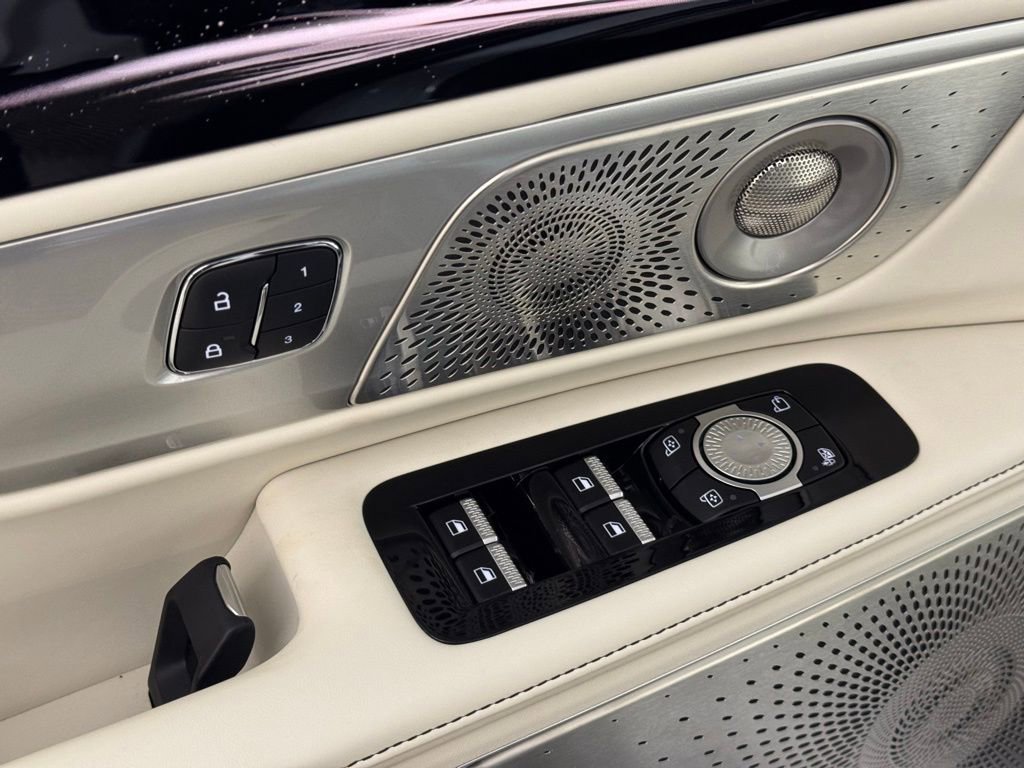 New 2026 Lincoln Nautilus Black Label w/ Jet Appearance Package AWD/4WD image 14