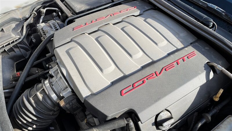 Used 2014 Chevrolet Corvette Stingray Coupe RWD image 12