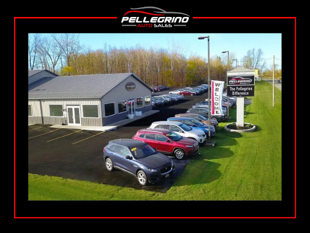 Used 2017 Chrysler Pacifica Touring FWD image 35