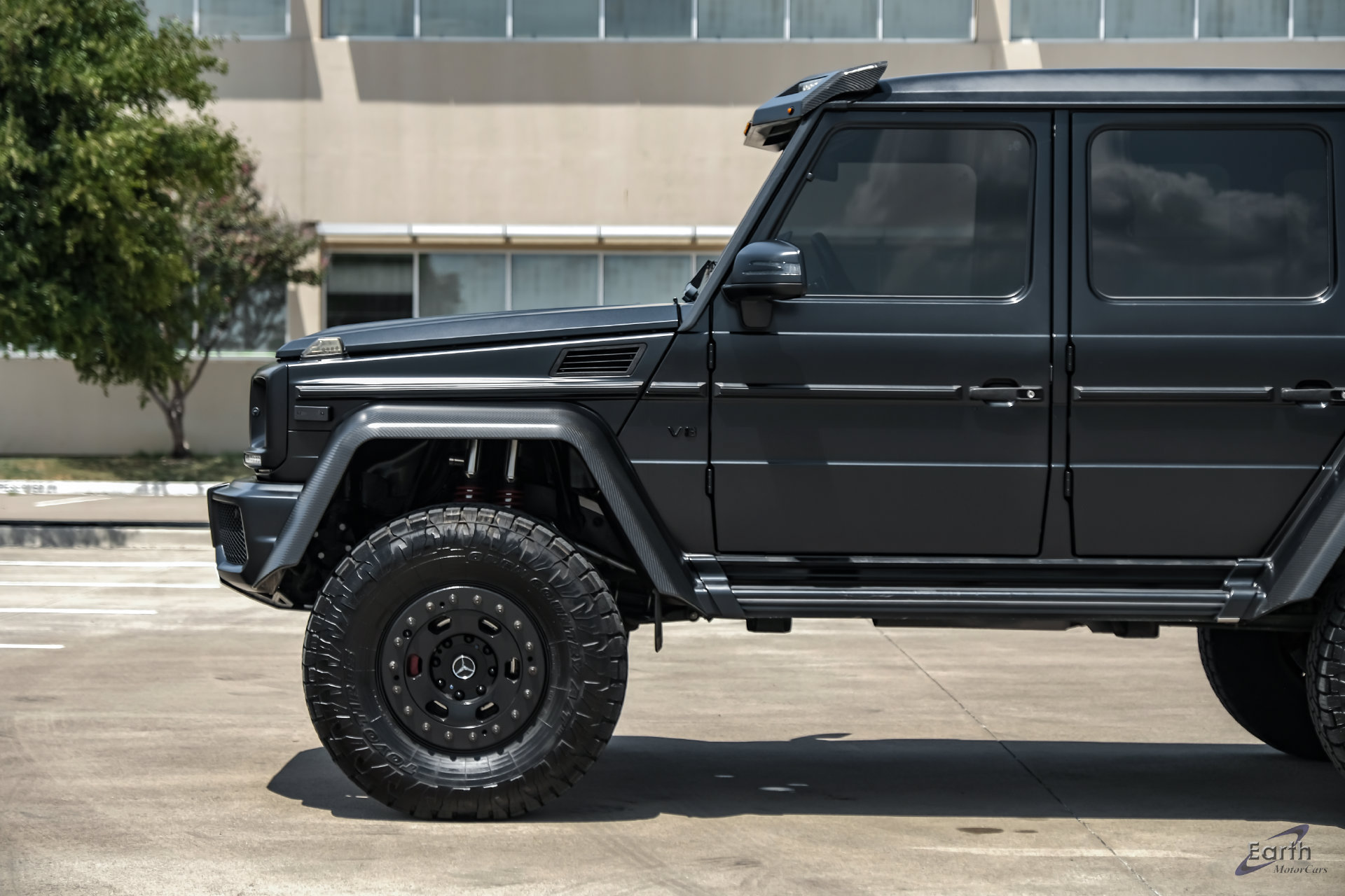 Used 2017 Mercedes-Benz G 550 Squared image 8