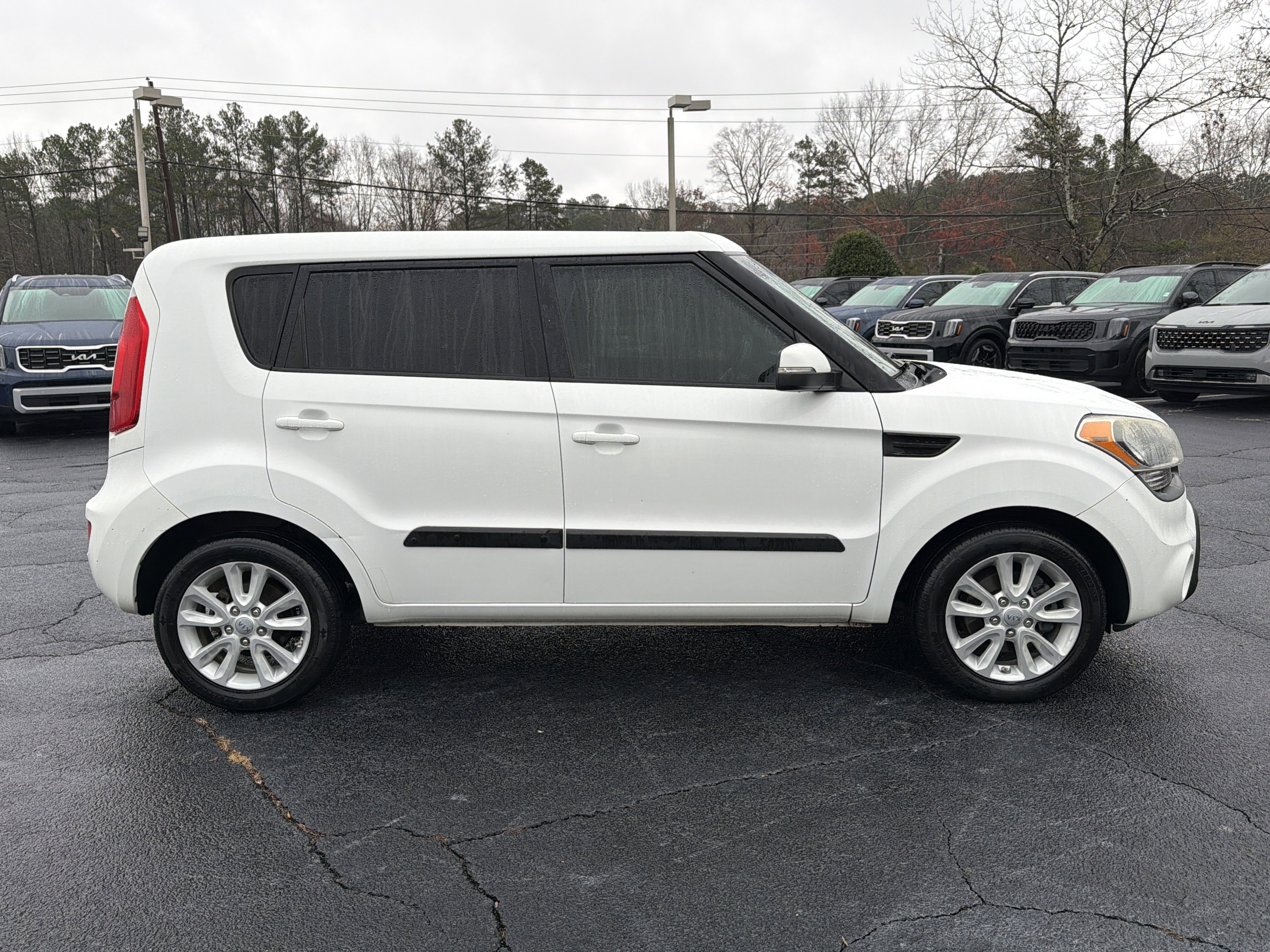 Used 2012 Kia Soul + image 8