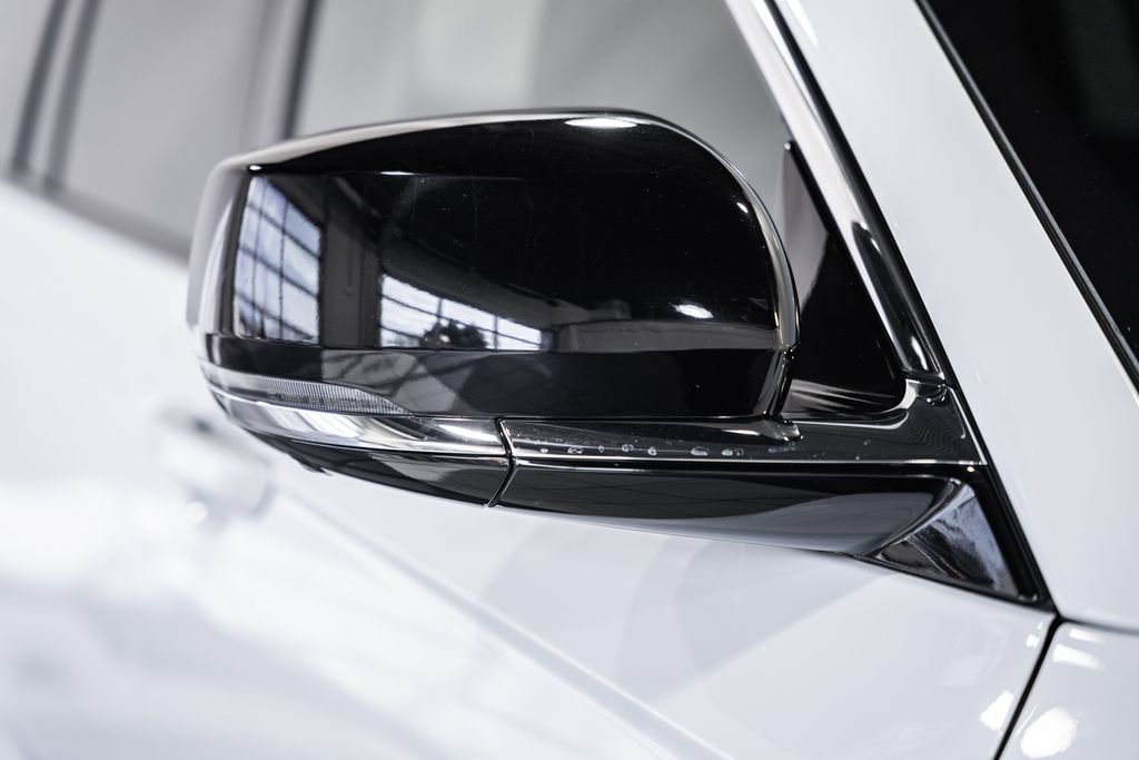 Certified 2024 Jeep Grand Cherokee L Limited w/ Luxury Tech Group II image 17