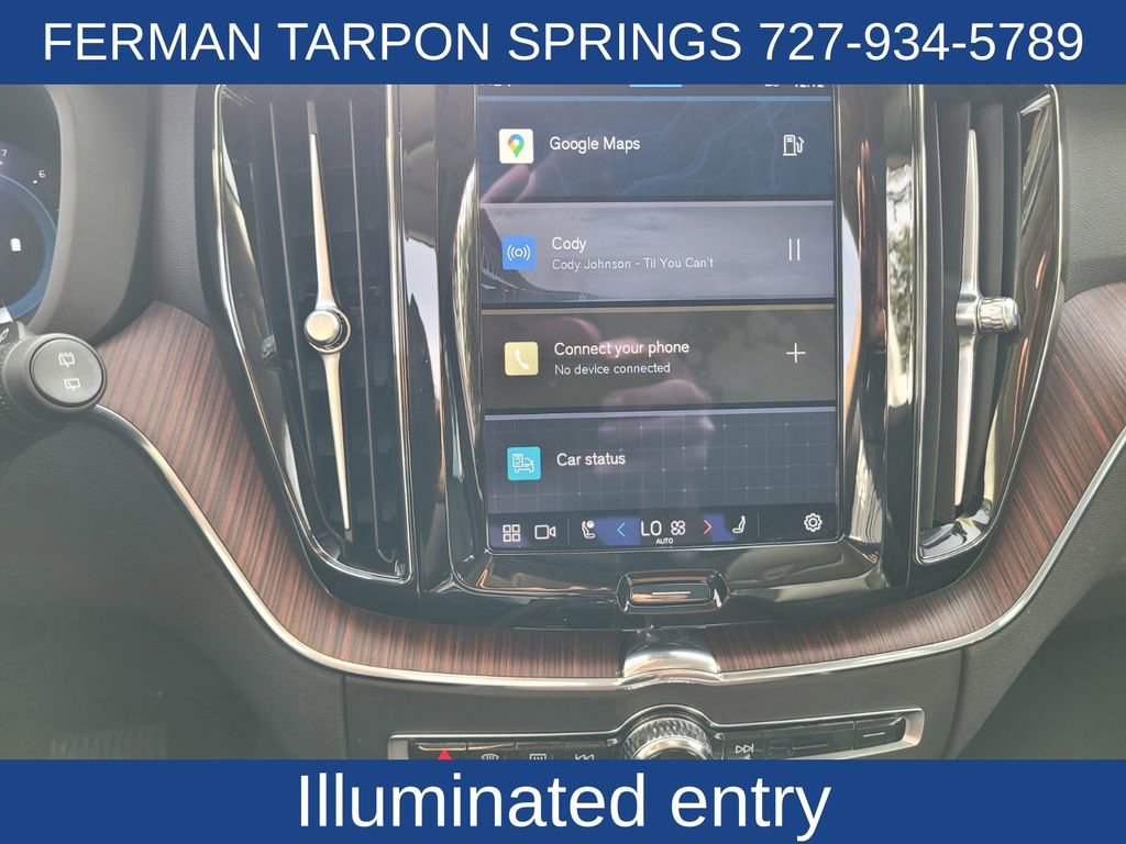 Certified 2023 Volvo XC60 B5 Plus w/ Climate Package image 25