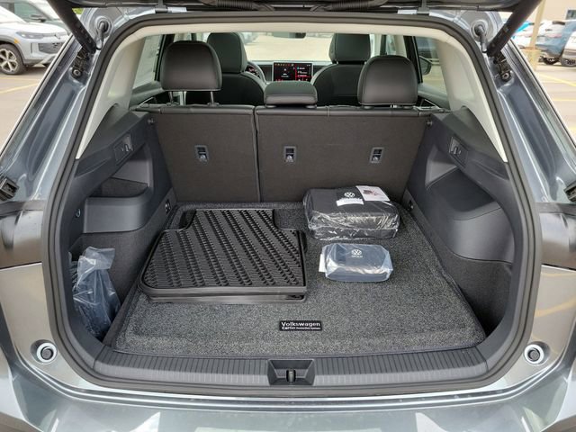 New 2026 Volkswagen Tiguan SE AWD/4WD image 26