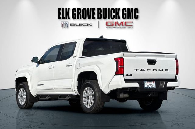 Used 2025 Toyota Tacoma SR5 image 6