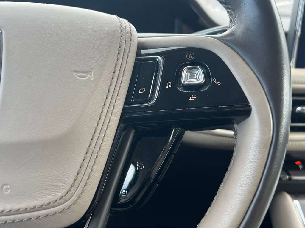 Used 2020 Lincoln Aviator Reserve w/ Equipment Group 202A image 34