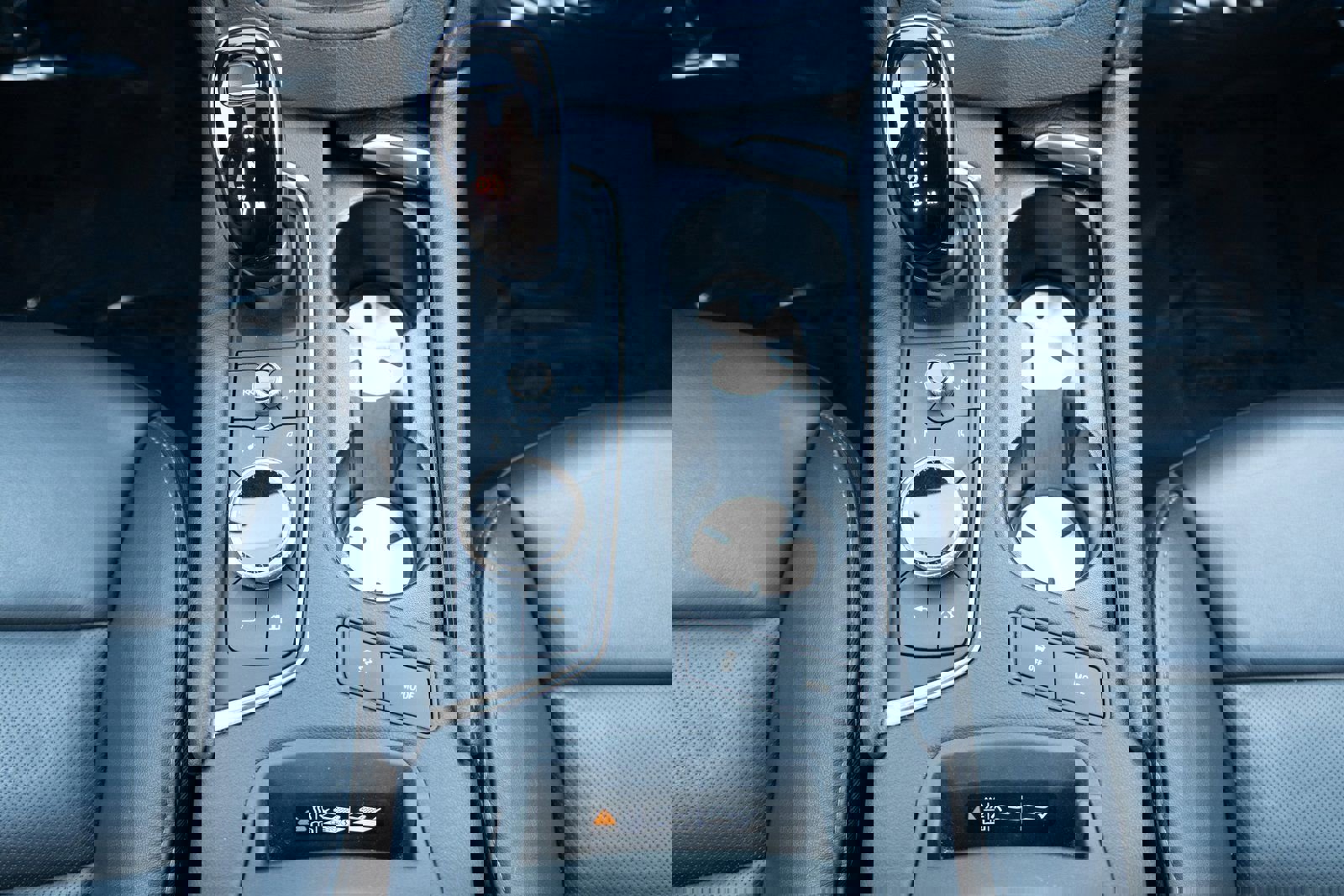 Used 2021 Cadillac XT6 Premium Luxury image 4