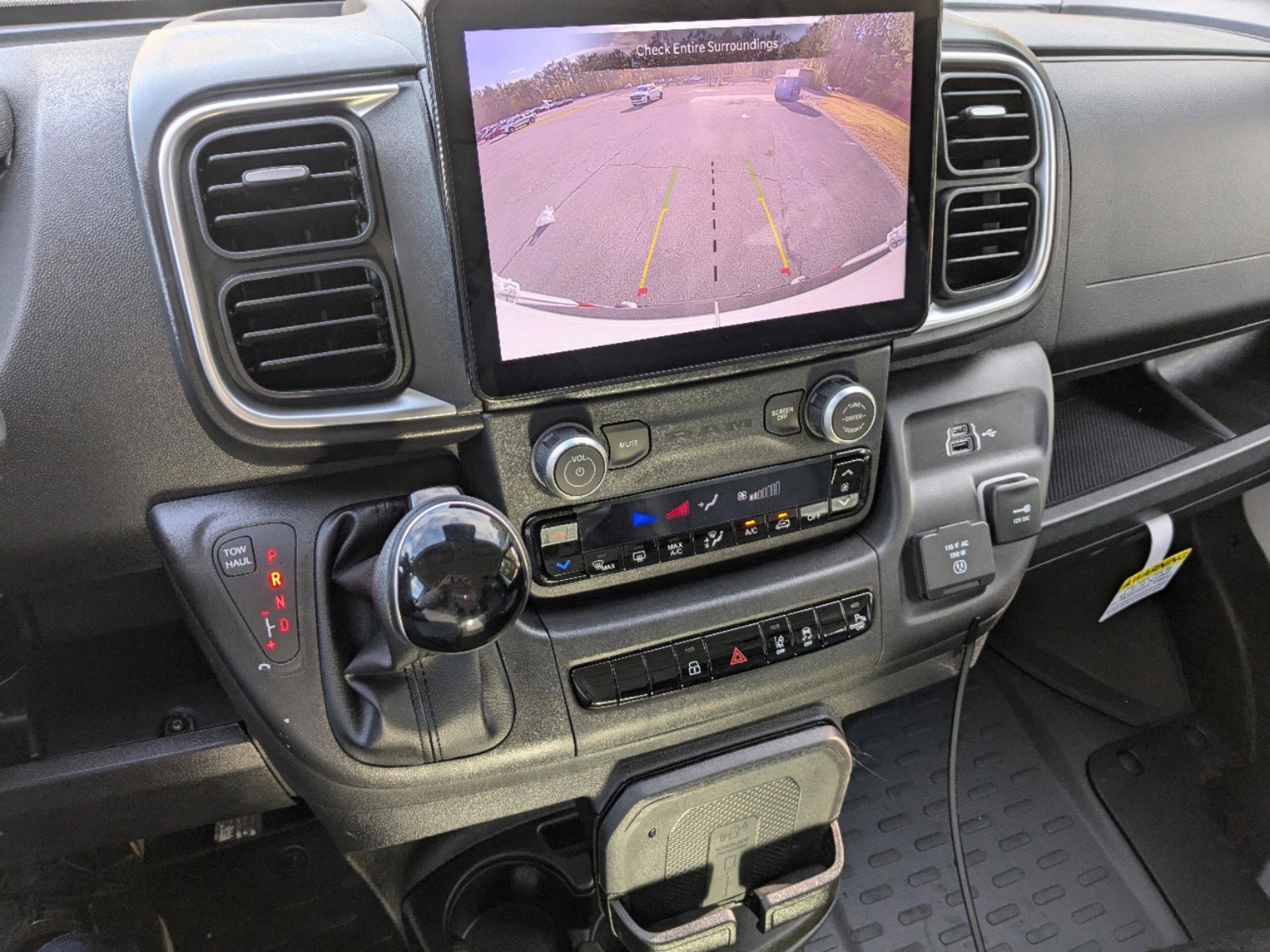 New 2025 RAM ProMaster 3500 w/ Leather Interior Group image 21