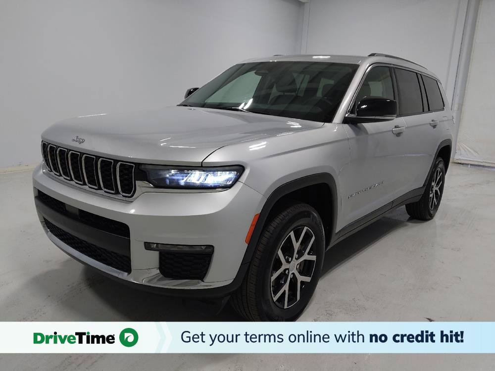 Used 2023 Jeep Grand Cherokee L Limited AWD/4WD image 1