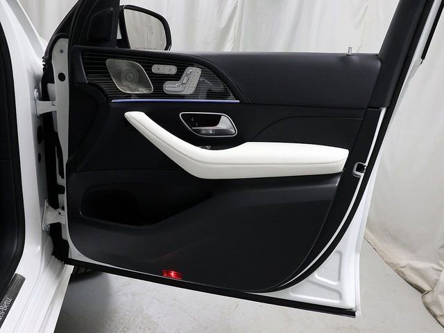 Certified 2026 Mercedes-Benz GLE 450 4MATIC image 34