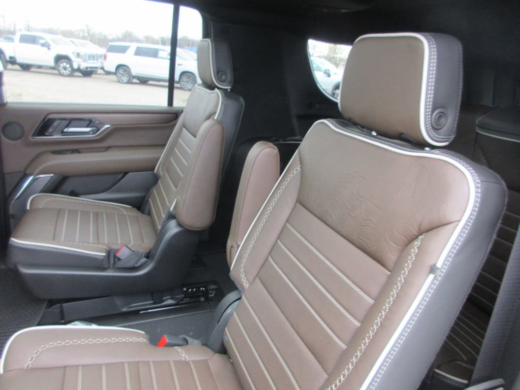 New 2026 GMC Yukon XL Denali Ultimate image 13