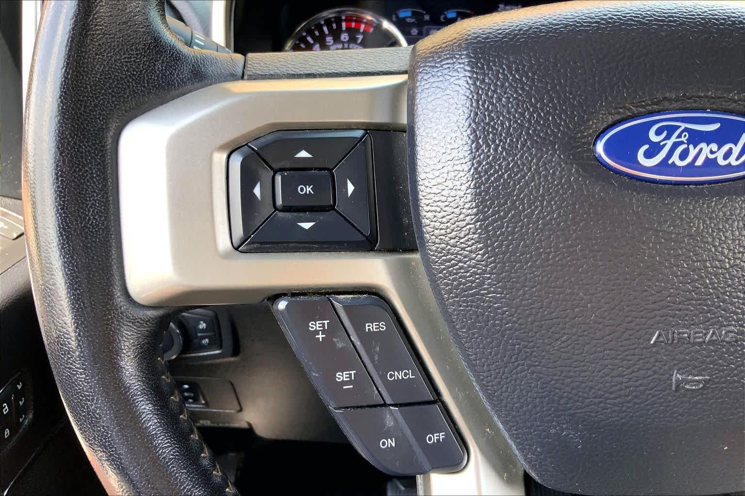 Used 2021 Ford F250 Lariat w/ Lariat Value Package AWD/4WD image 23